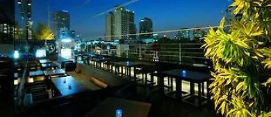 Отель Grass Thonglor 4*