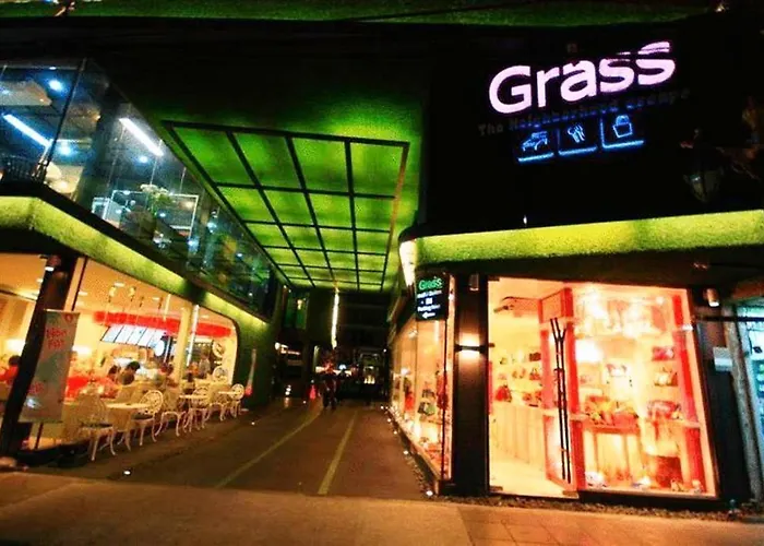 Grass Thonglor Отель Бангкок