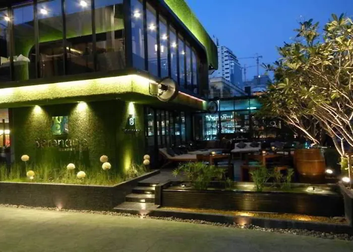 Grass Thonglor Отель Бангкок